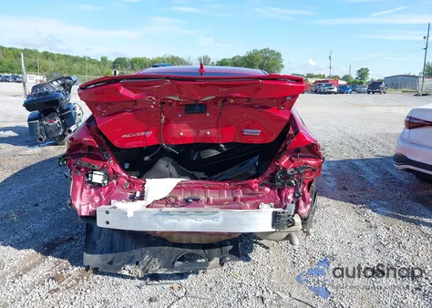 2024 Honda Accord Hybrid Touring z USA, uszkodzony, nr VIN 1HGCY2F80RA045415